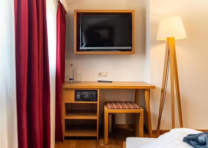 Postwirt Hotel 3*