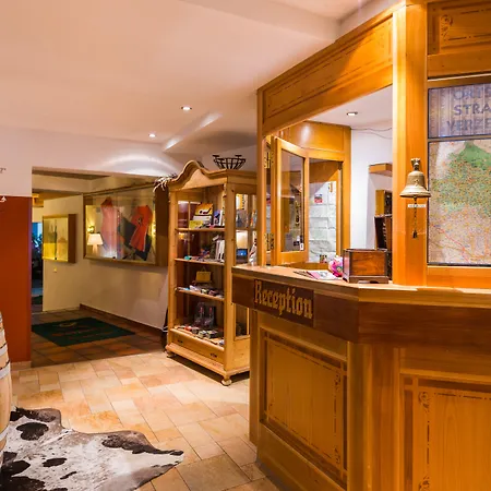 מלון Postwirt 3*