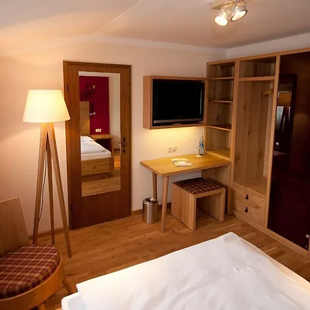 Postwirt Hotell Grafenau (Bavaria)