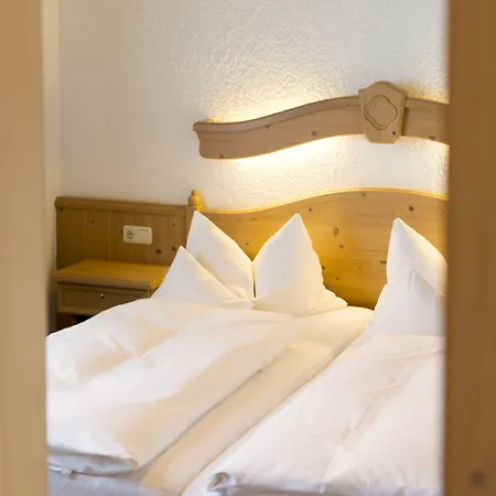 Postwirt 3*