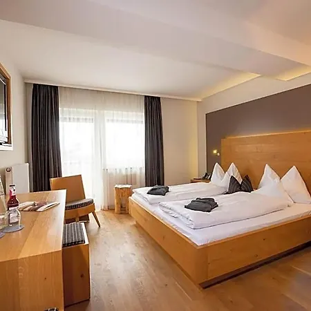 Postwirt Hotell 3*