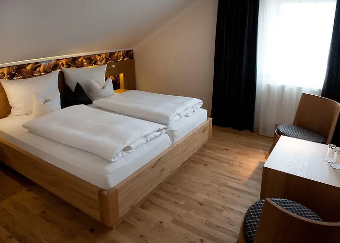 Postwirt מלון 3*